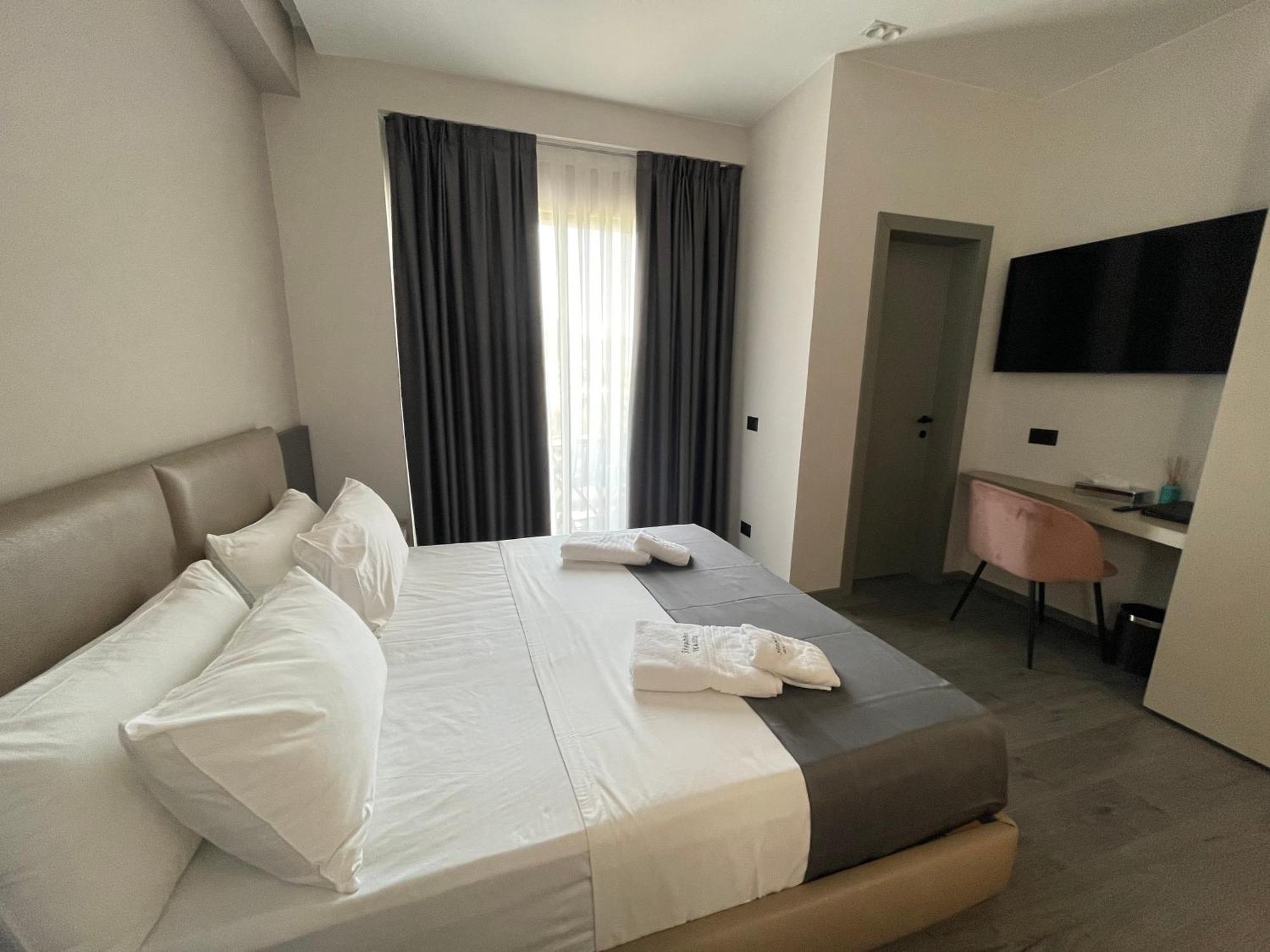 Stephen Seaside Hotel Dhermi Exterior photo